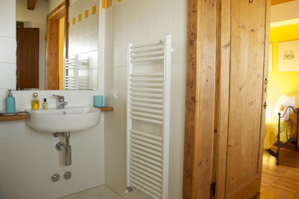 Cascina Delle Mele Bed & Breakfast Vittuone Exterior photo
